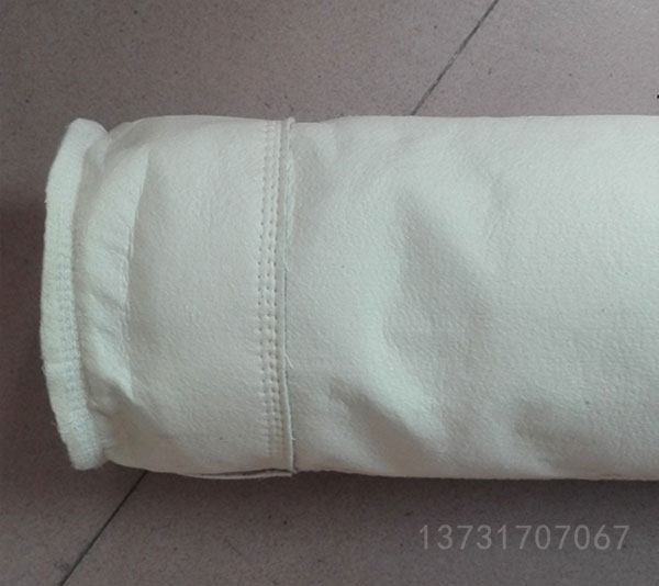 山東維坊膨潤土廠ZC型回轉(zhuǎn)反吹扁袋式除塵器交付使用 山東維坊膨潤土廠ZC型回轉(zhuǎn)反吹扁袋式除塵器交付使用